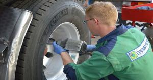 QR Codes For Tire Repair Shop Business